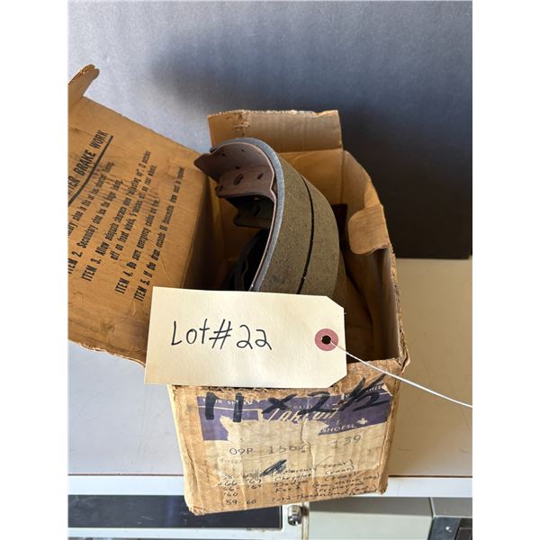 22: Set of Vintage brake pads (see pics)