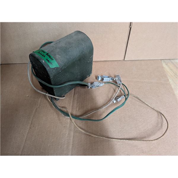 Antique Battery Fencer (Works)