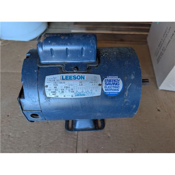 110/240 Volt 1/3 HP Motor (Works)