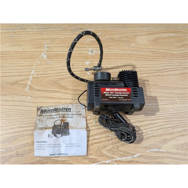 Motor Master Mini Air Compressor 250 PSI w/ Manual (works)
