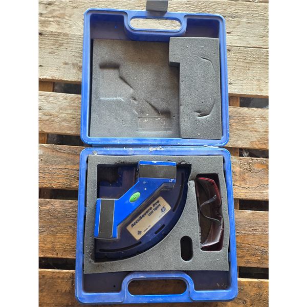 Lazer level with case