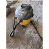 Image 1 : Shop Vac/Pump Vac 8 Gals/4.5 Peak HP (Works)