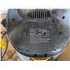 Image 3 : Stinger Wet/Dry Vac 2.0gal/7.5L (Works)