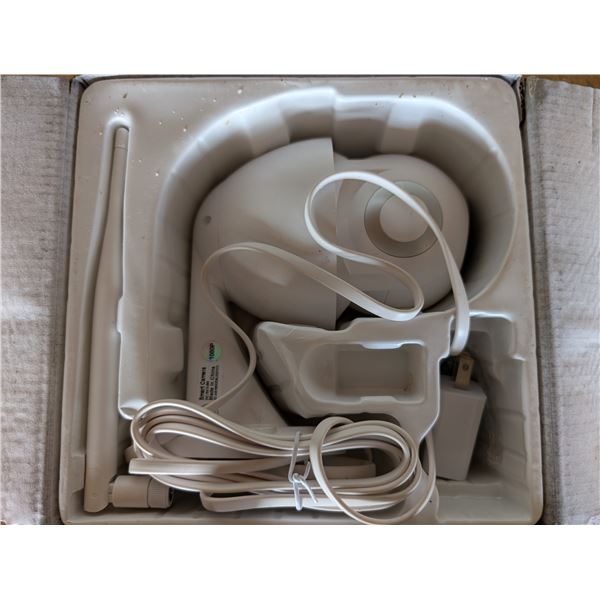 Goowls Security Camera Outdoor w/ Original box (Not used/Not tested)