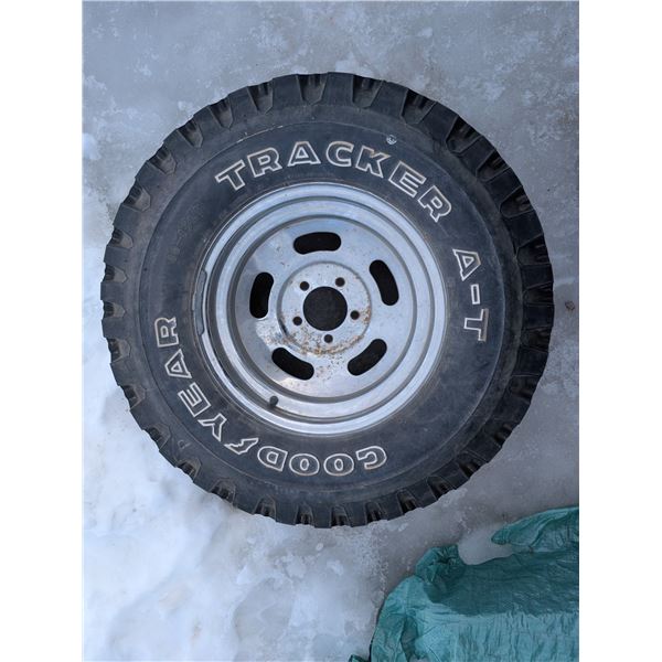 Tracker A-T Goodyear 10-15LT Tire