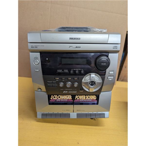 Samsung 3 Disc Mini Component System  Max 900 (not tested)
