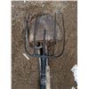 Image 4 : Lot of (2) Shovels an (2) Pitch Forks