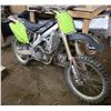 Image 1 : 2004 Honda CRF250R4 dirt bike- VIN: JH2ME102X4K050514