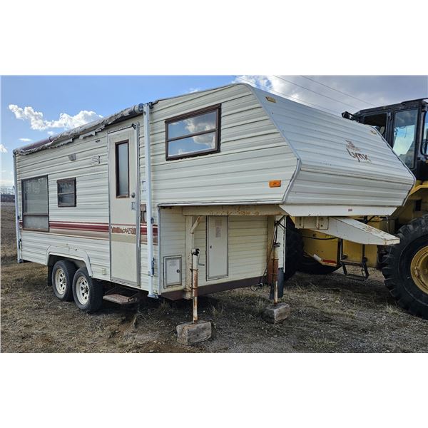 *OFFSITE*1987 21.5' Fleetwood Prowler Lynx XL 5th Wheel Camper - VIN# 2EC6B2126H6536383.