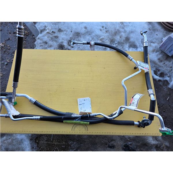 3 pieces of Ford airconditioning hoses- different years