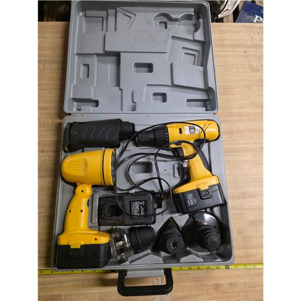 Drill set with flash light- works