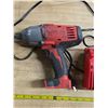 Image 3 : 1/2 milwaukee impact driver with charger- no battery