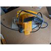 Image 3 : Master Craft SCIE 7 1/4" Saw (Not tested) w/ Sears Crafts Man Blades