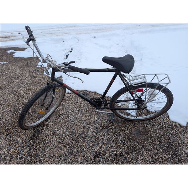Canyon Runner Mountain Tour Bike w/ Bag End Attachment