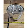 Image 3 : Ice bucket/cooler- insulated