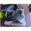 Image 2 : Pair of Bauer Supreme Size 9 D Hockey Skates
