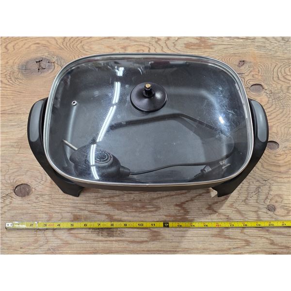 Electric frying pan- untested