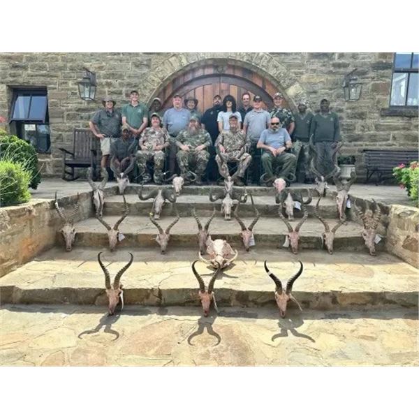 SOUTH AFRICA, SAFARI — 8 HUNTERS, 7 DAYS