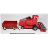 Image 1 : VTG MASSEY FERGUSON DIECAST COMBINE & TRAILER 1/16