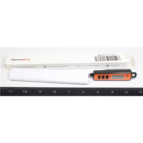 INSTANT READ MEAT THERMOMETER