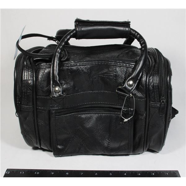 LEATHER TOILETRY BAG