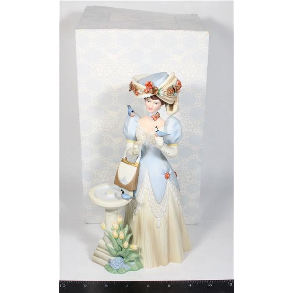 AVON 1998-1999 PRESIDENT'S CLUB AWARD MRS ALBEE