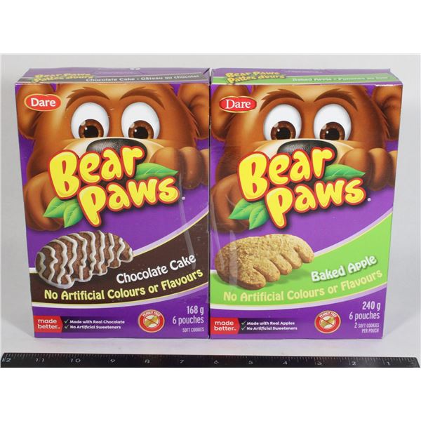 TWO BEAR PAWS, CHOCOLATE CAKE AND BAKED APPLE