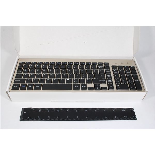 JOYACCESS WIRELESS KEYBOARD AND MOUSE *KEYS SCRATCHED