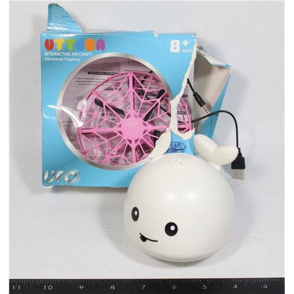 LOT OF CHILDRENS ITEMS, NIGHT LIGHT TOY DRONE  *OPEN BOX, UNTESTED