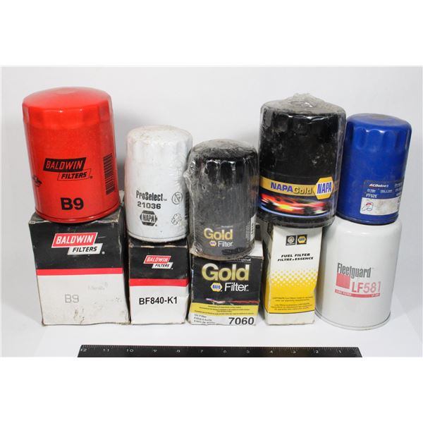 BOX OF MIXED OIL FILTERS, ALL NEW/ UNUSED