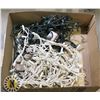 Image 1 : BOX OF 2 VINTAGE CHRISTMAS LIGHTS