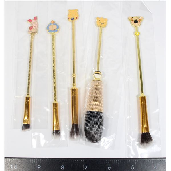 NEW 5PC WINNIE THE POOH THEME MAKE UP BRUSHES