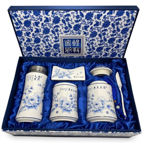 New Blue & White Peony Tea Flask Set in Original Gift Box