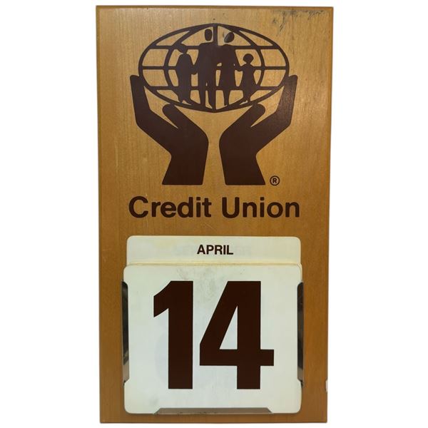 Vintage Wood Backed Credit Union Perpetual Calendar (9" x 16")