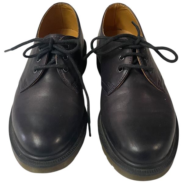 Black Dr. Marten Air Wair  Shoes - Men's Size 4 / Women's Size 5 * Like New