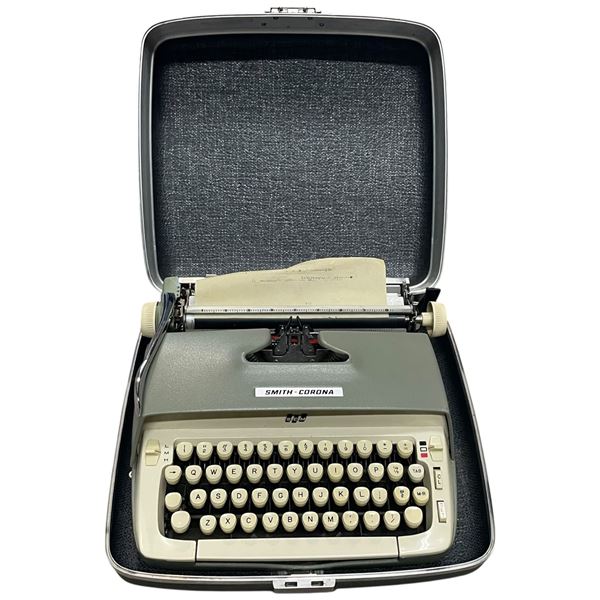 Vintage Smith-Corona Portable Typewriter in Original Case