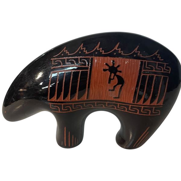 Southwest Native American Navajo Pottery Spirit Bear Sculpture (3" x 9" x 6" tall)