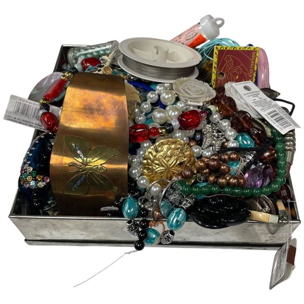 Lot of Mixed Assorted Jewelry