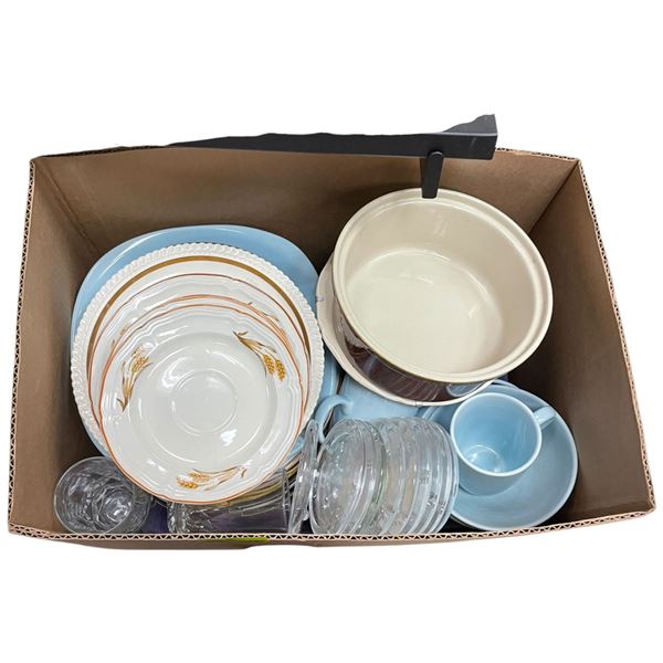 Box Lot of Vintage Assorted Dishware