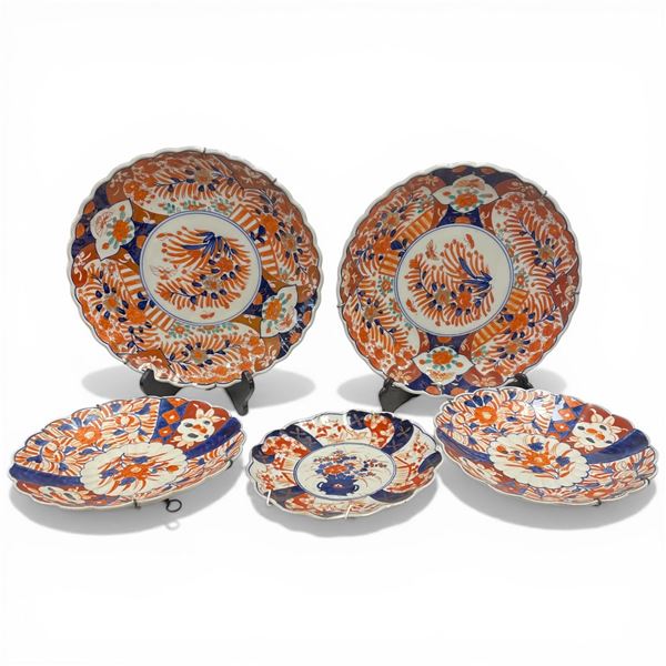 Set of 5 Vintage Japanese Imari Ceramic Plates 12.5" and 10" Diameters