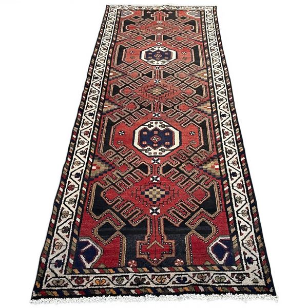 Genuine Hand Knotted Persian Wool Carpet from Iran *  Saveh  (9'3" x 3'5" / 282cm x 103cm)