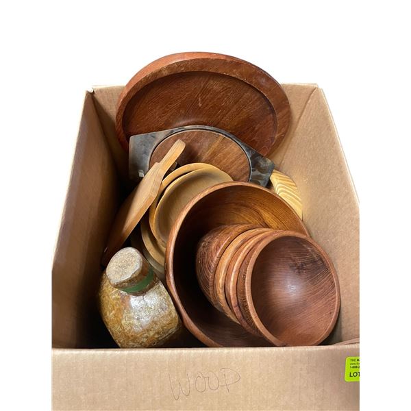 Box of Wooded Bowls, Scoops, Plates and More