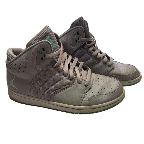 Nike Jorda  Flight 4 Premium Gray Runner * Men's Size 10 * Preowned