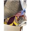 Image 2 : Box of Textiles, Throw Pillow and More