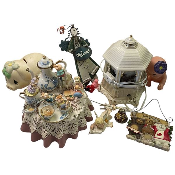 Musical Porcelain Lamp, Doll Tableware, Toys, and Collectibles