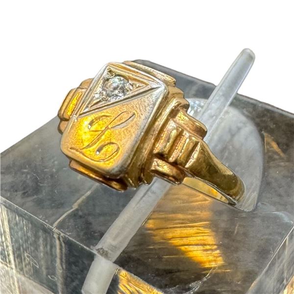 10KT White and Yellow Gold Ring with Gemstone - Size 3.5 (Total weight: 1.4 grams)