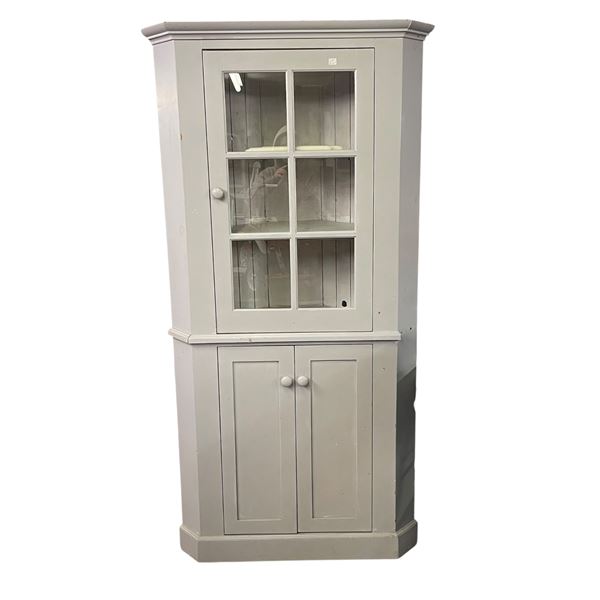 Corner Display Cabinet 38x19x75"