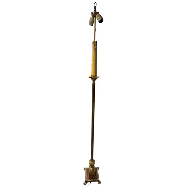 Antique Brass Floor Lamp with Faux Candle Accent ( Take Note of Feet on Bottom)