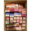Image 2 : 2 boxes of assorted vintage vacuum tubes - Marconi, GE, Westinghouse, RCA, Continental