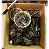 Image 2 : Box full of assorted loose Vacuum tubes